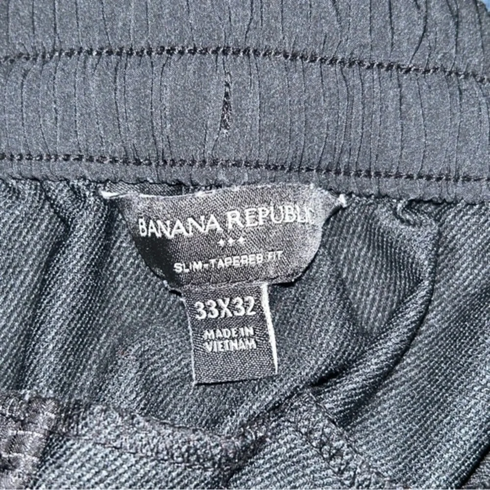 Banana Republic Men’s Hybrid Pants Slim‎ Tapered Fit Travel Black Size 33x32